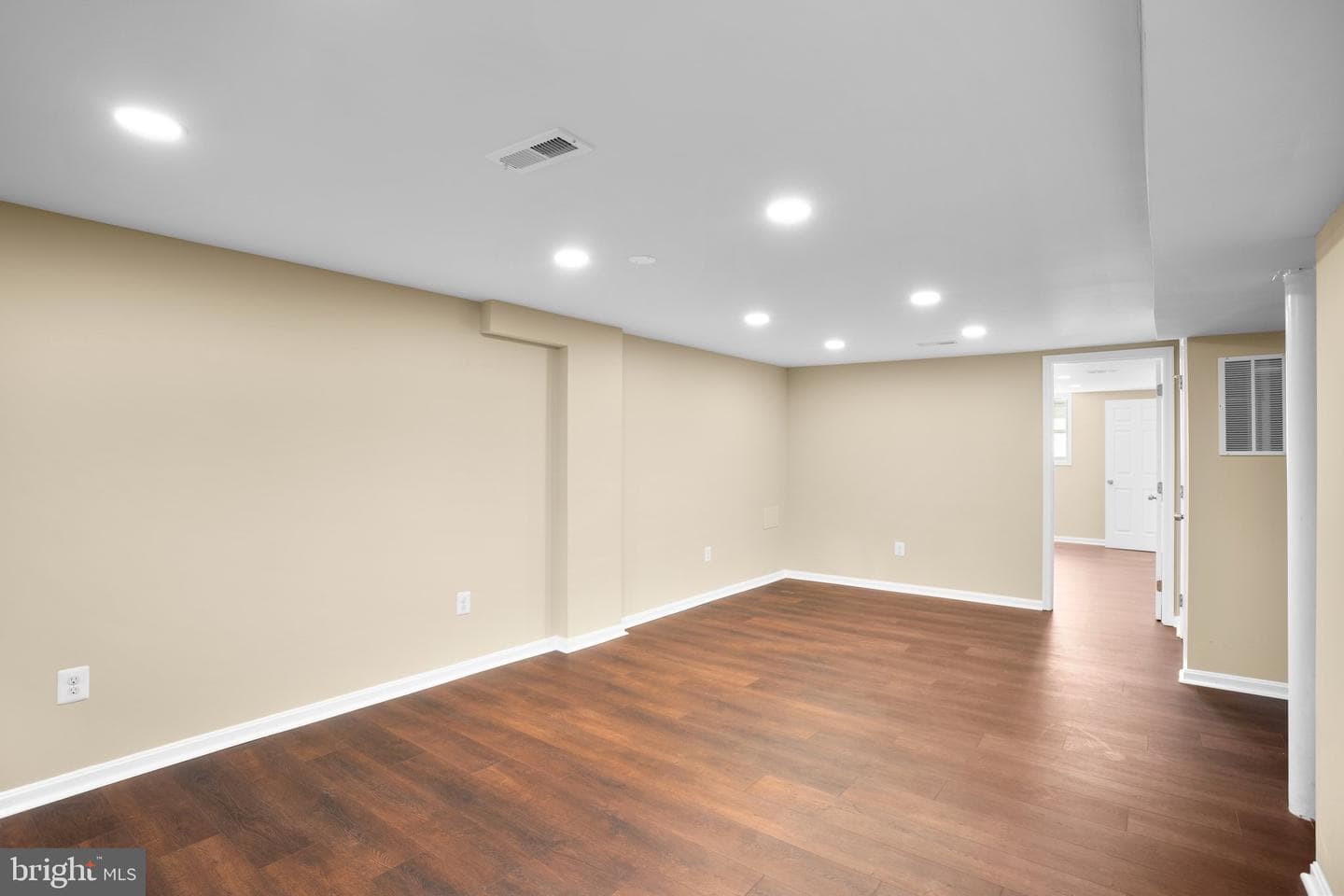 1030 Collwood Road photo 30