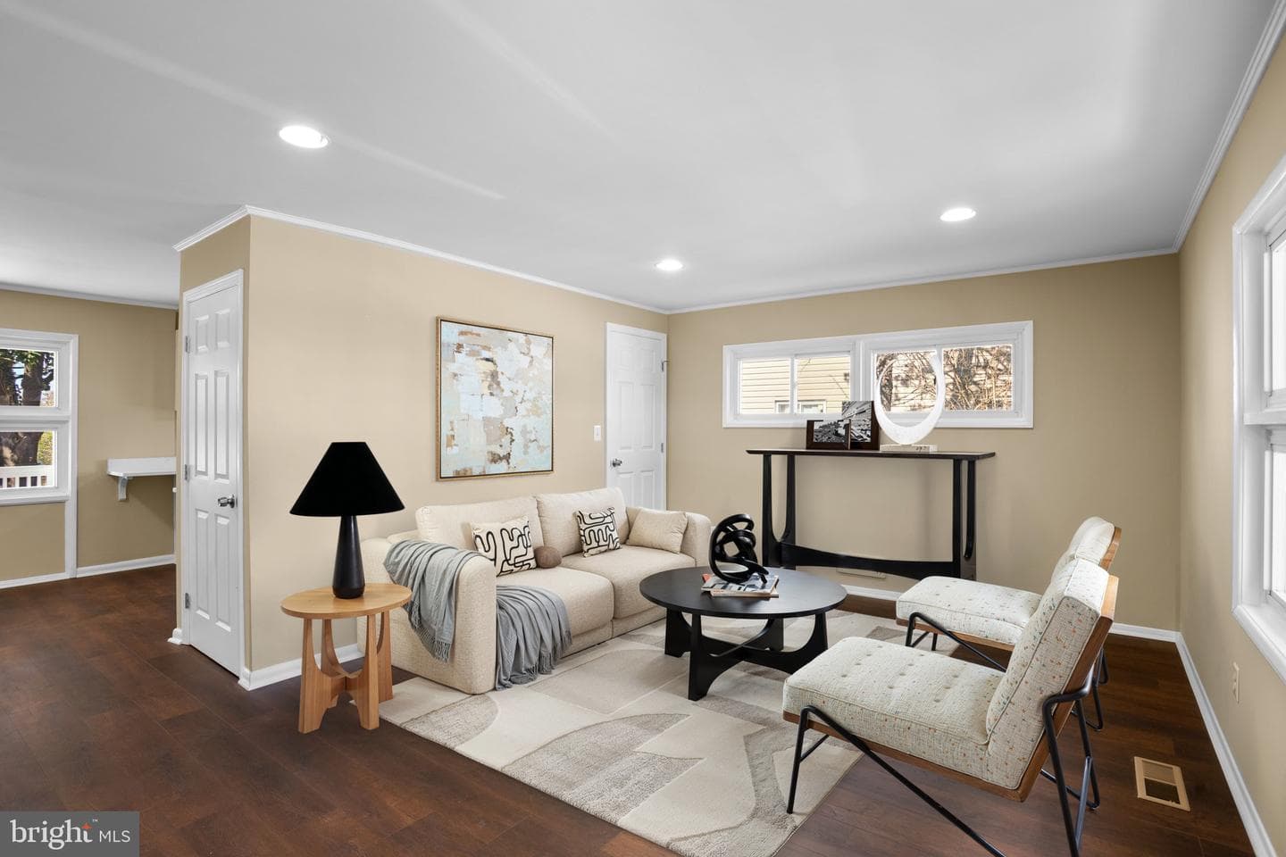 1030 Collwood Road photo 8