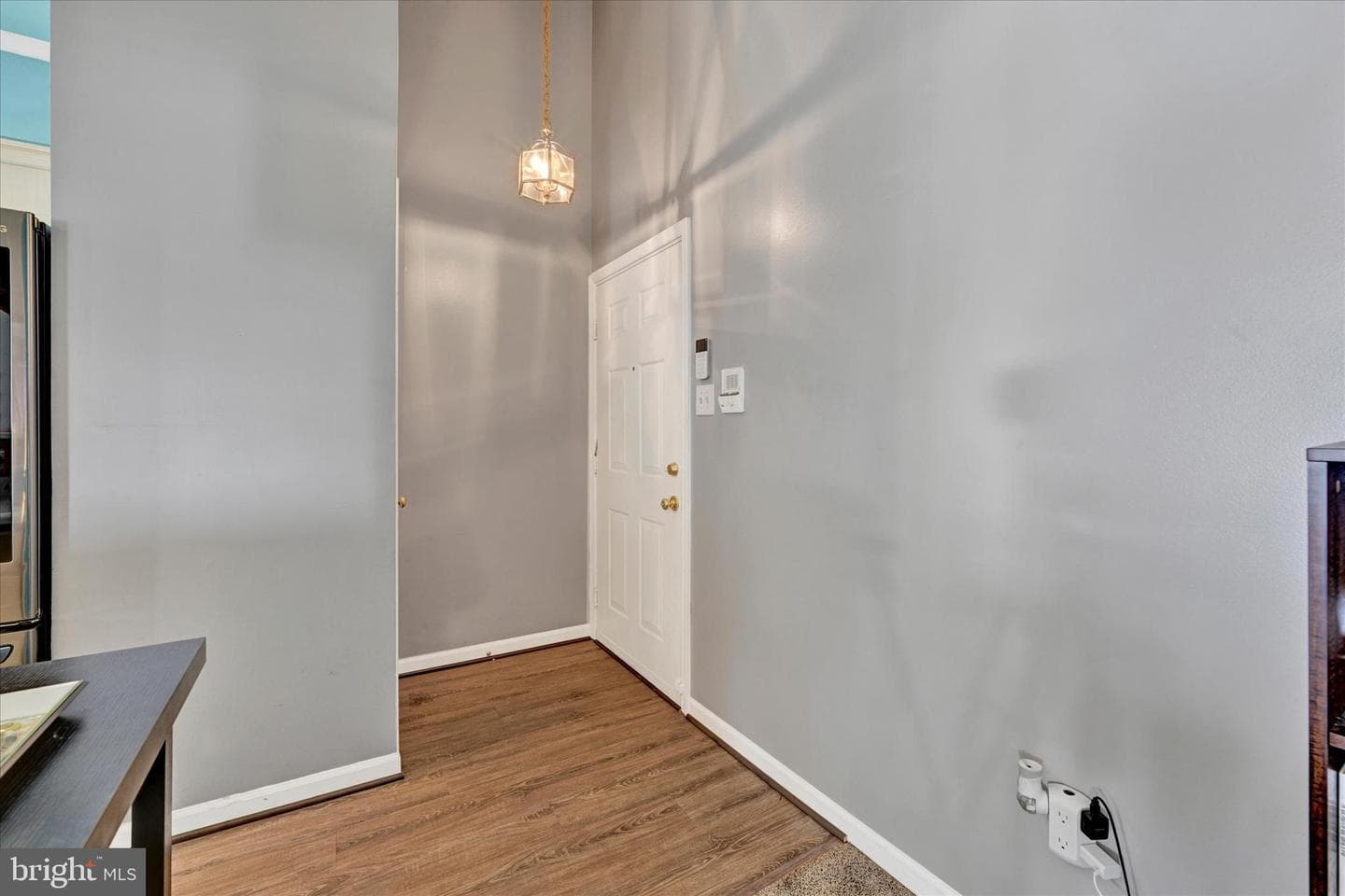7685 Gladstone Road #6 photo 3