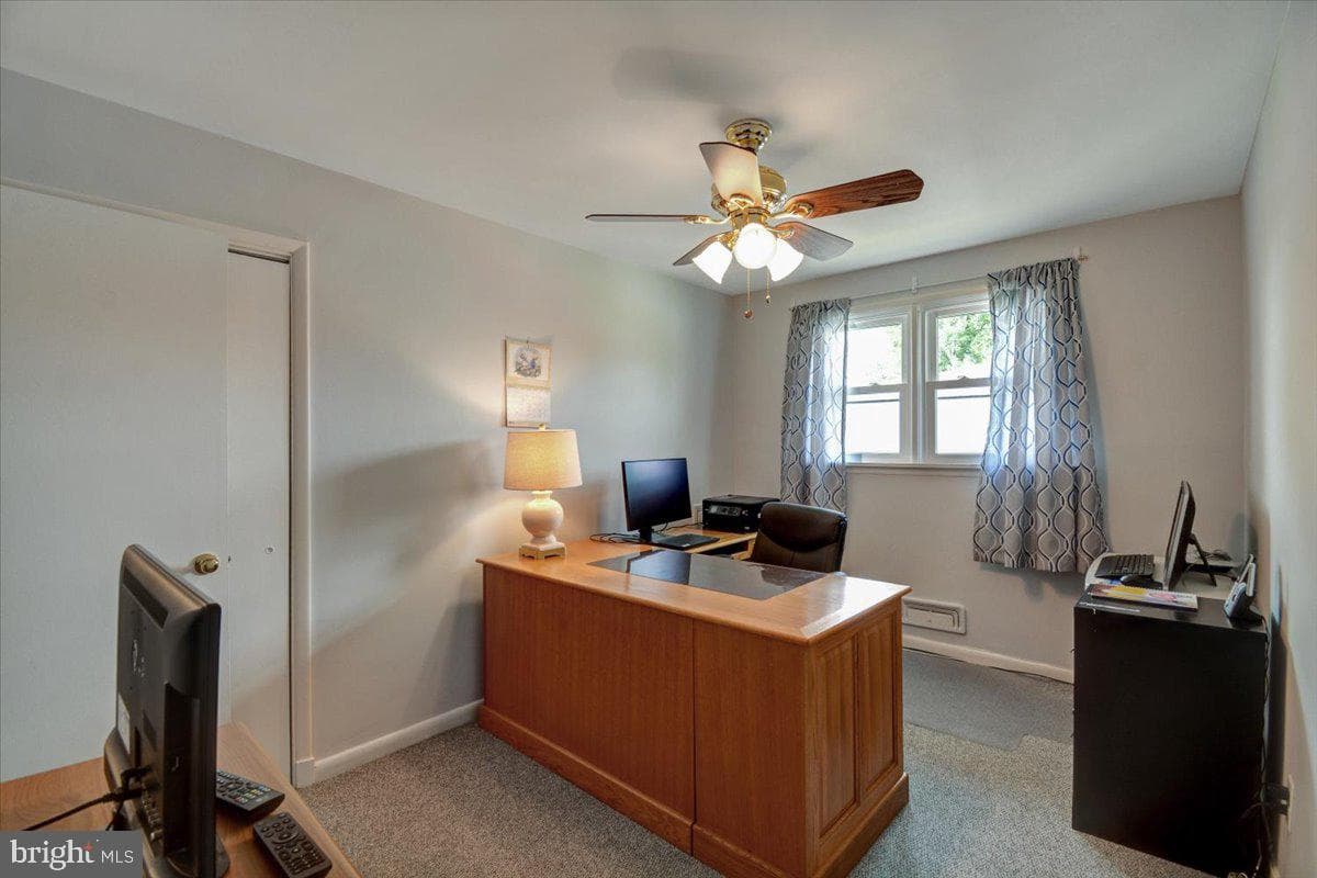 8305 Berkfield Road photo 13