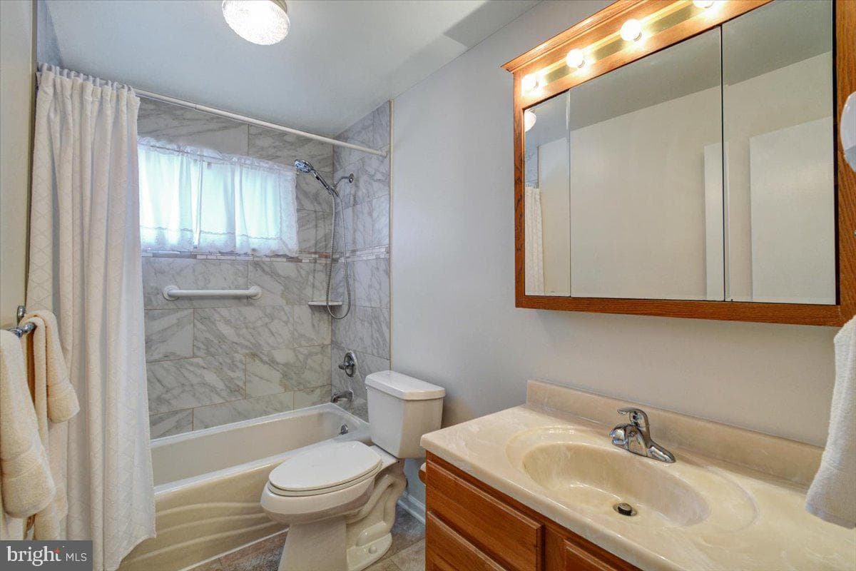 8305 Berkfield Road photo 14