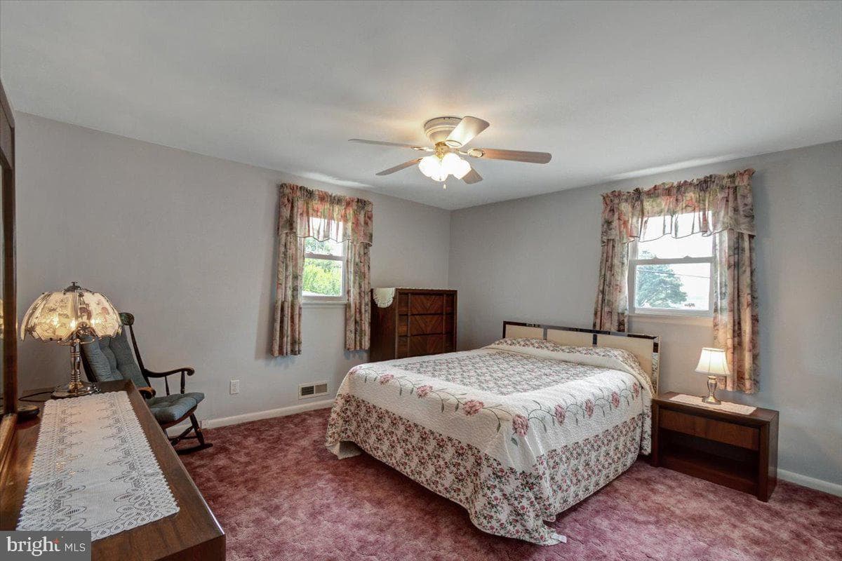 8305 Berkfield Road photo 9