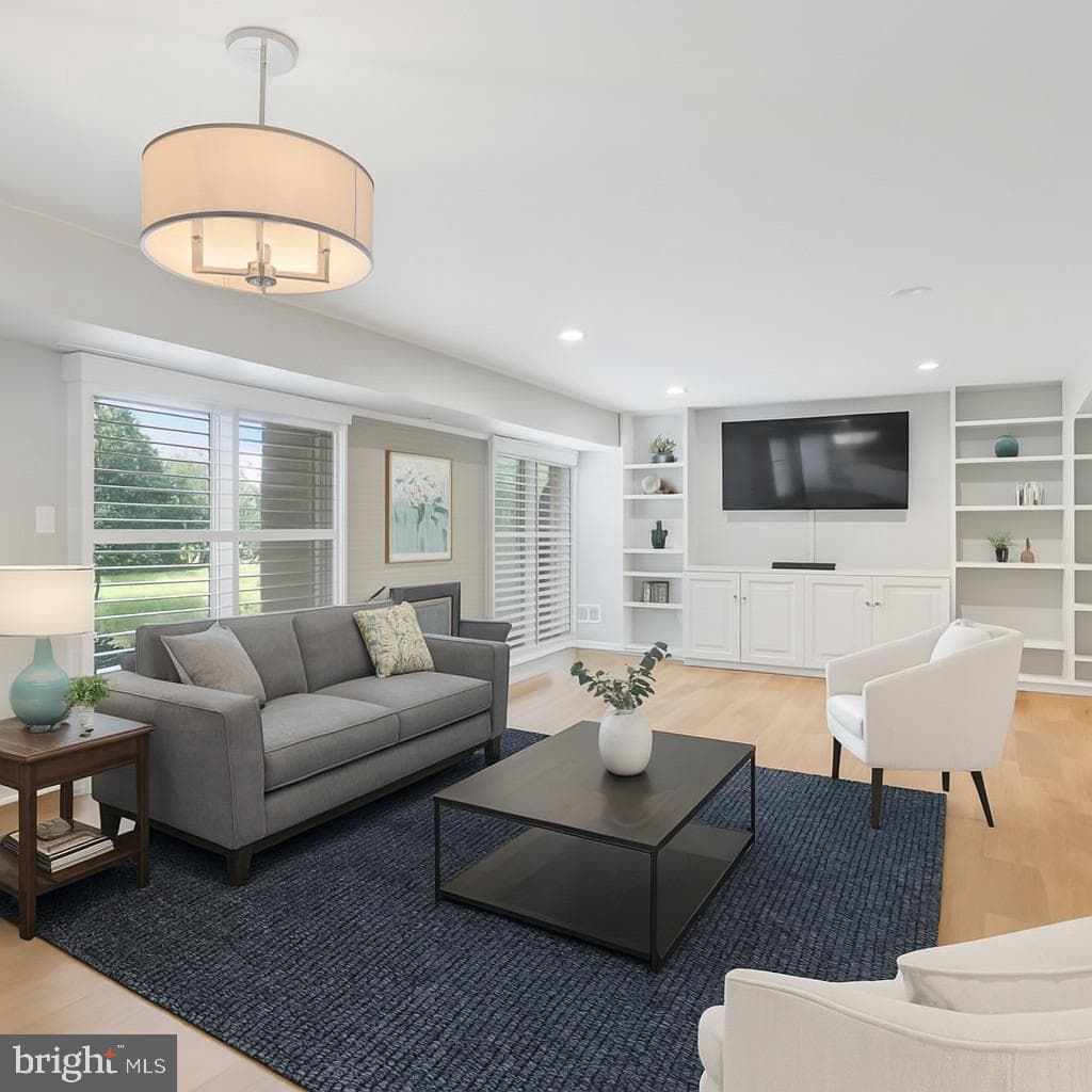 5 Wimpole Court #d