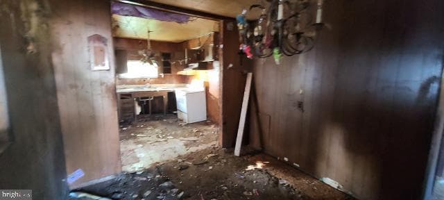 217 S Woodwell Road photo 31