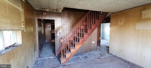 217 S Woodwell Road photo 33