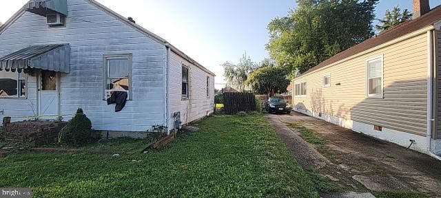 217 S Woodwell Road photo 8