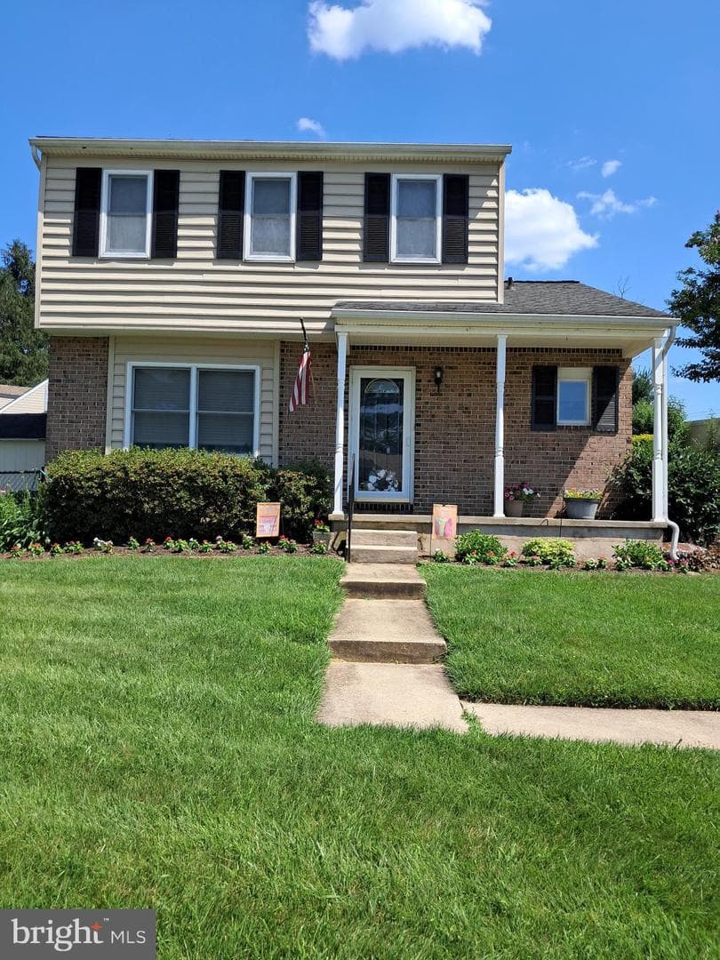 9415 Twilight Drive photo 1