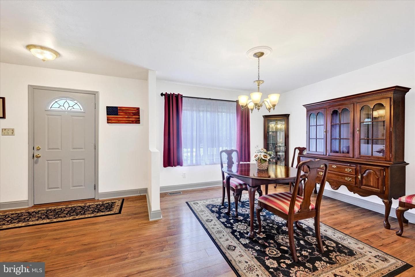 9415 Twilight Drive photo 6