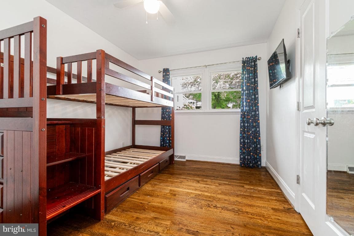 4312 Spencer Street photo 12