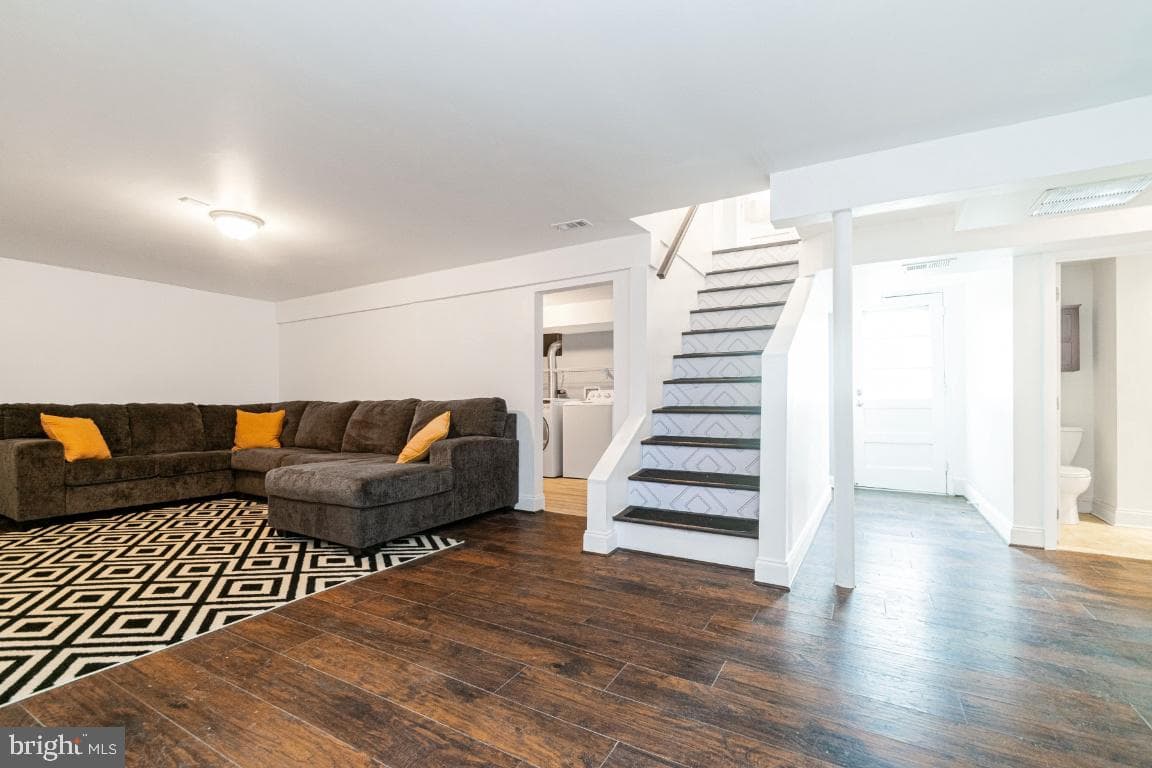 4312 Spencer Street photo 19