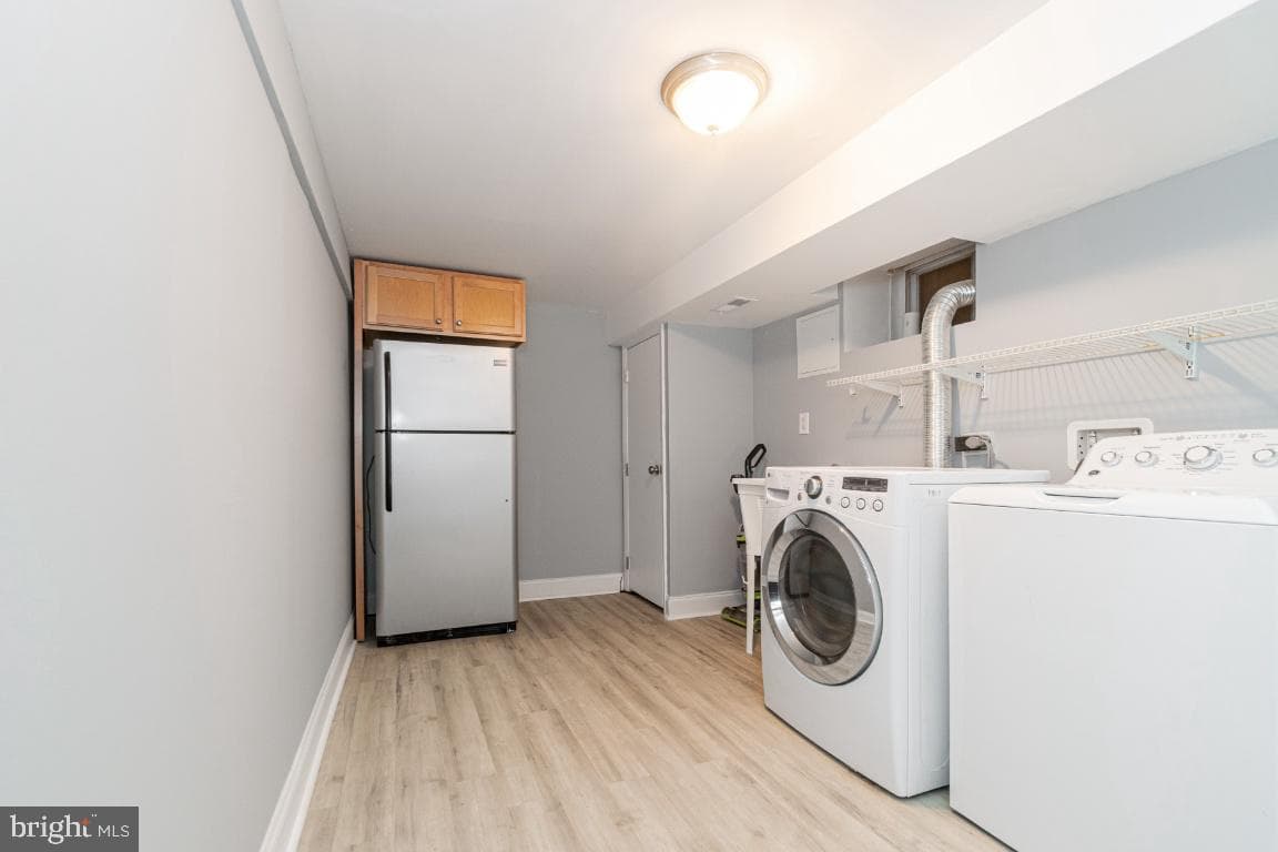 4312 Spencer Street photo 20