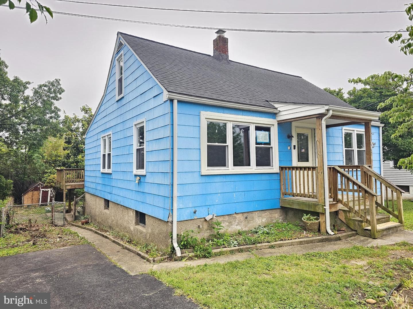 1605 Evergreen Drive photo 1