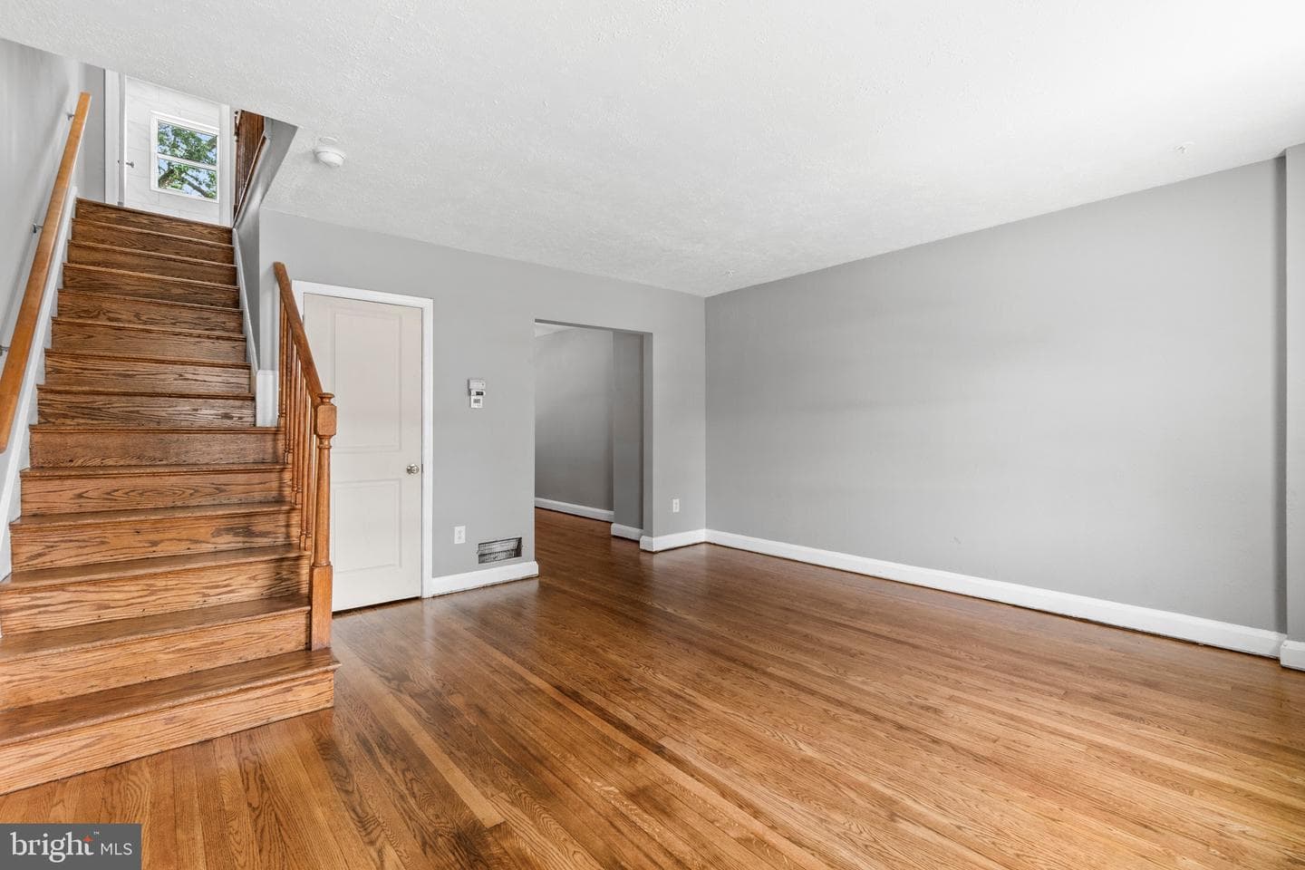 2214 Hawthorne Road photo 9