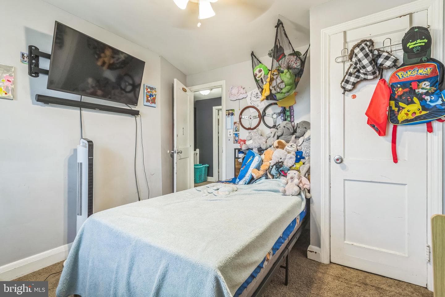 6733 Woodley Rd photo 21
