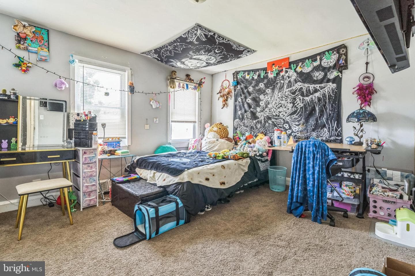6733 Woodley Rd photo 22