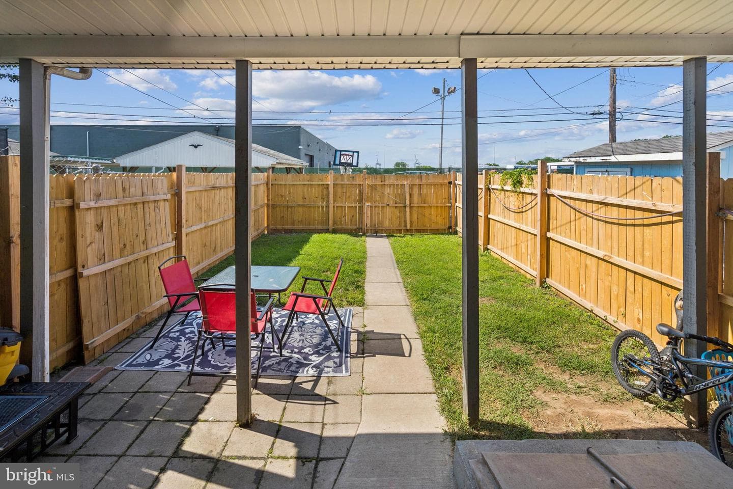 6733 Woodley Rd photo 24