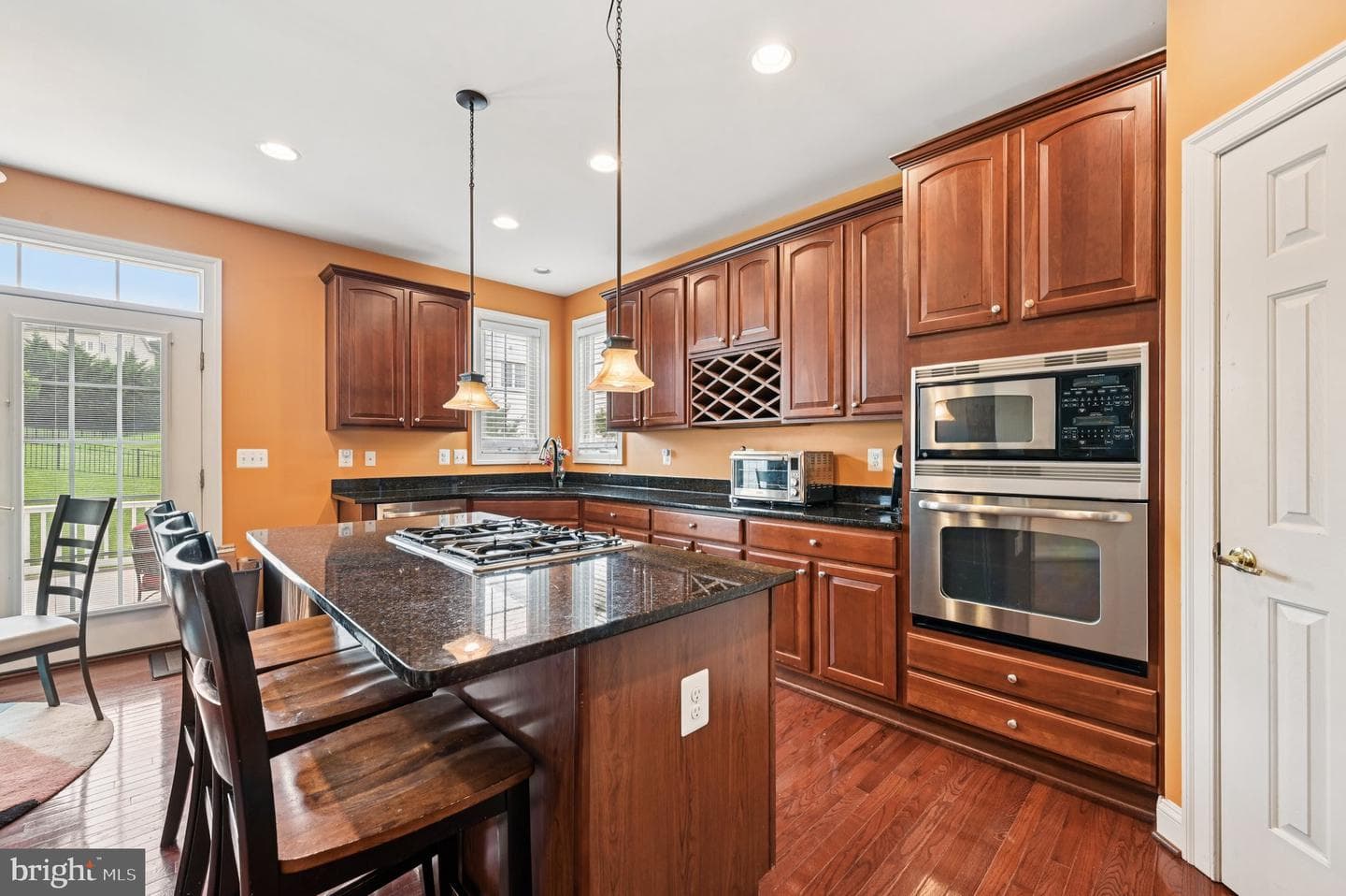 10848 Nemrod Road photo 9