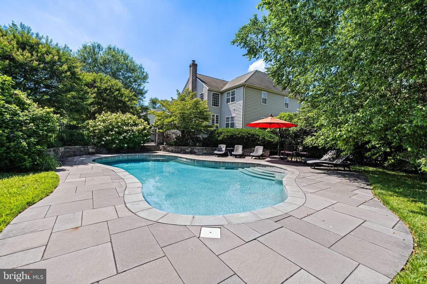 2207 River Bend Court photo 5