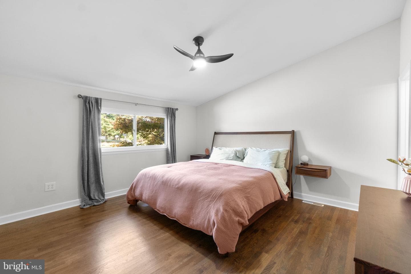 1 Babette Court photo 14