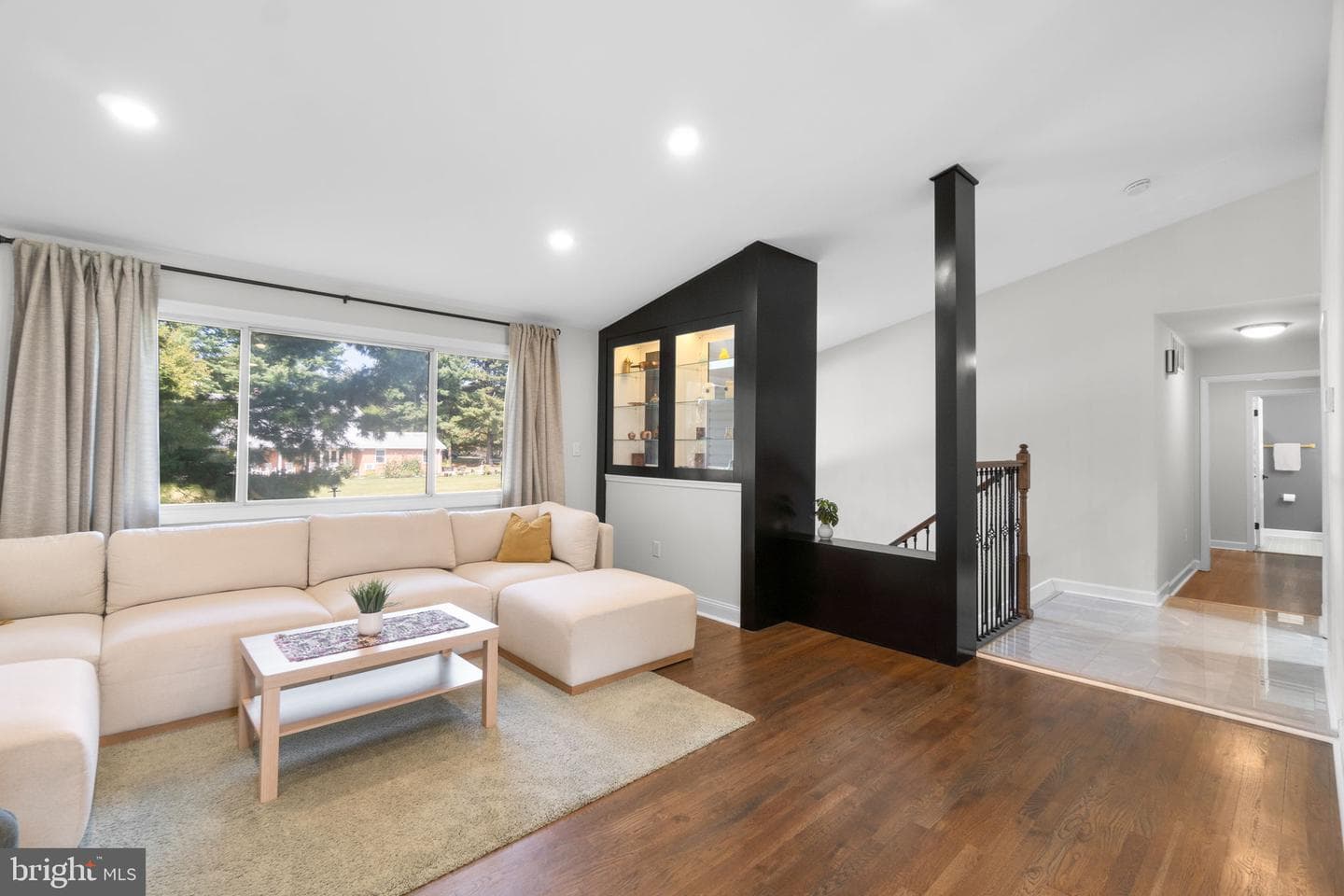 1 Babette Court photo 4