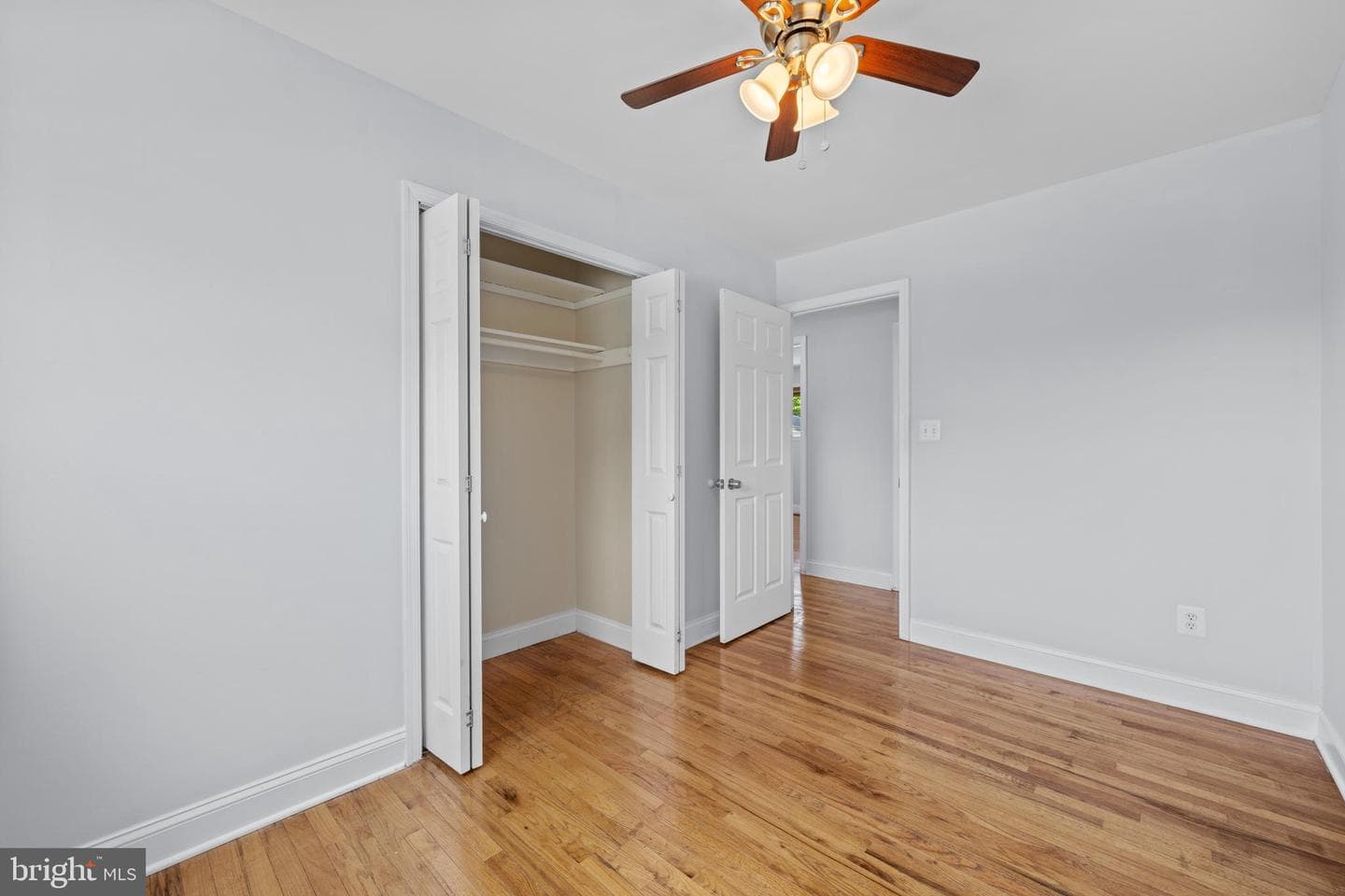 8107 Candle Lane photo 15