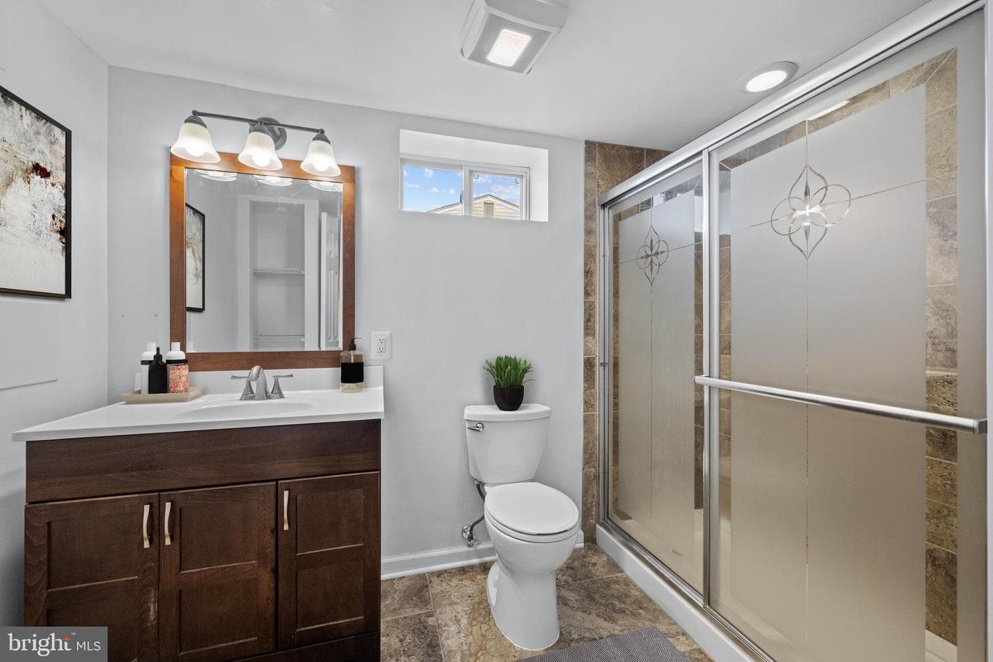 8107 Candle Lane photo 21