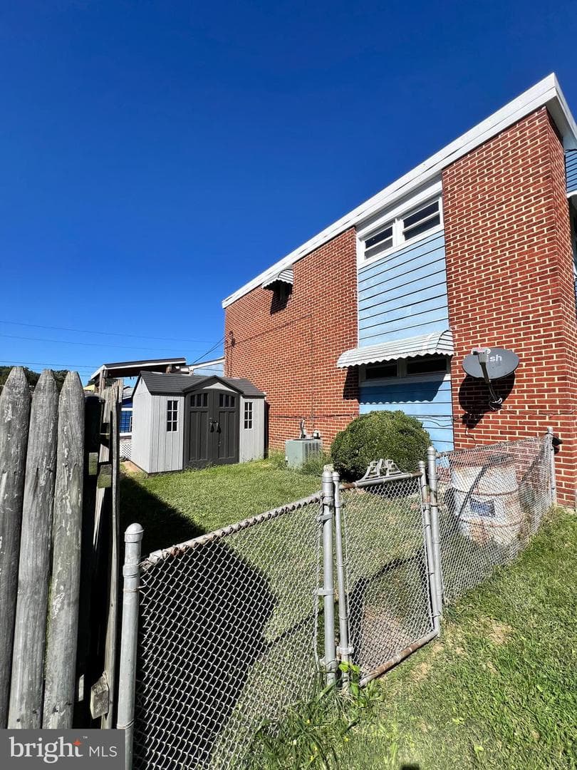 4440 Annapolis Road photo 4