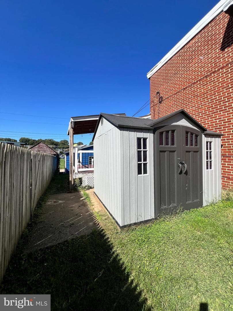 4440 Annapolis Road photo 9