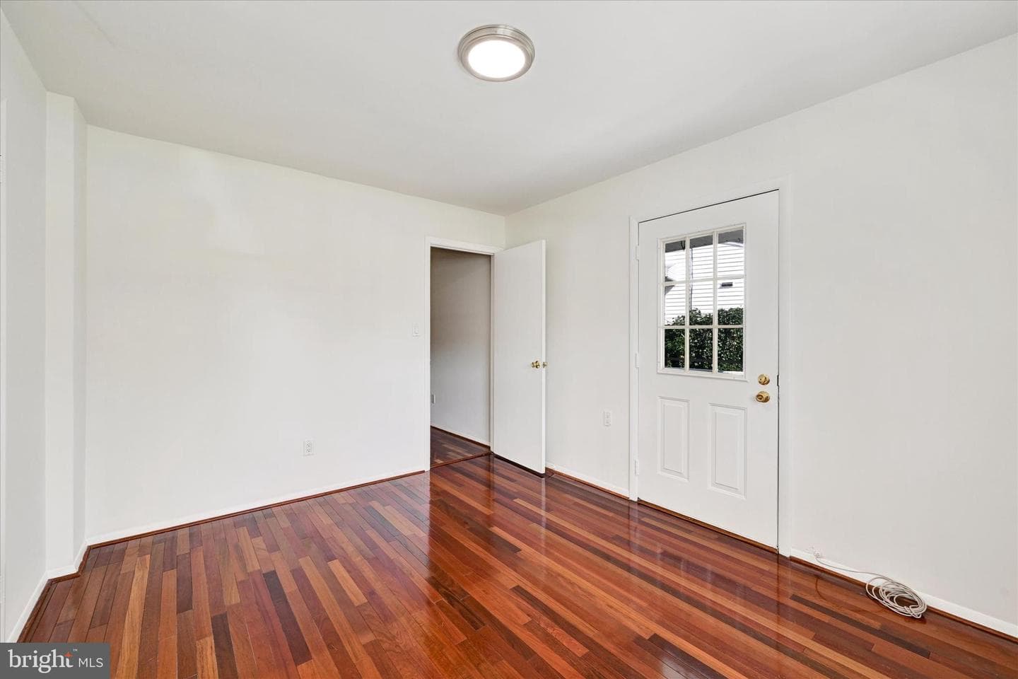 127 W Chestnut Hill Lane photo 19
