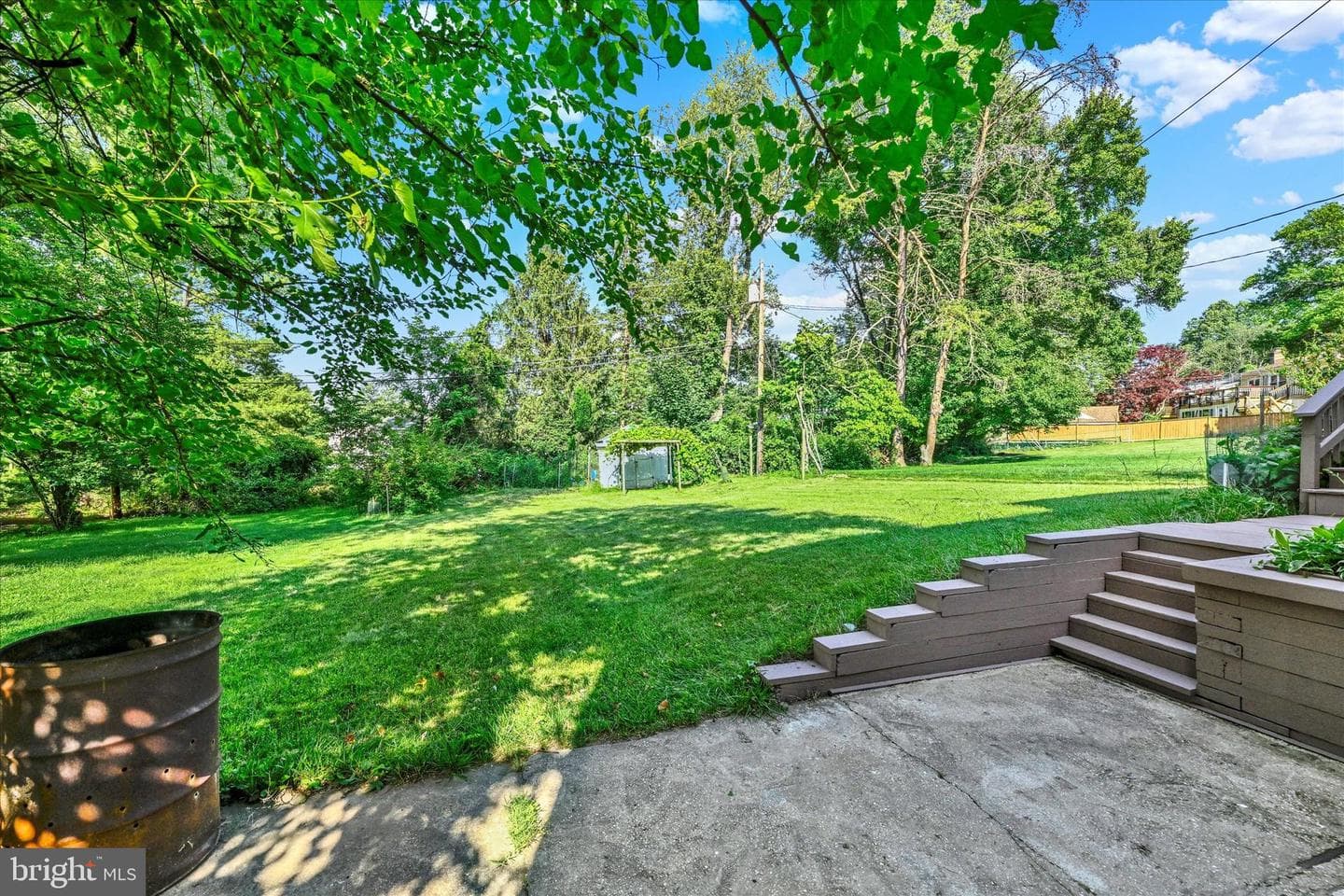 127 W Chestnut Hill Lane photo 33