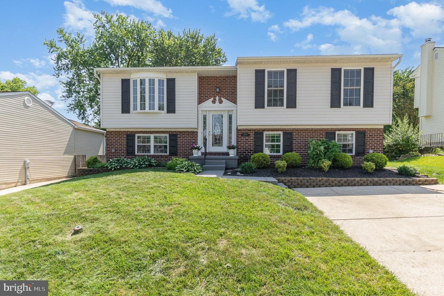 9523 Hickory Falls Way photo 1