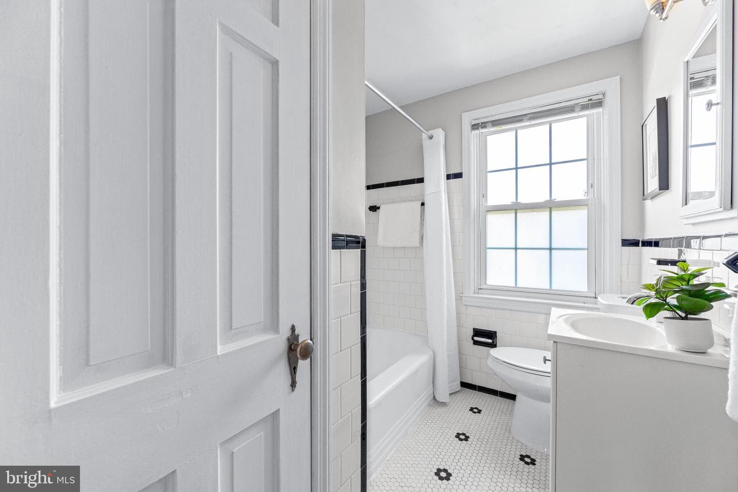 313 Greenlow Road photo 31
