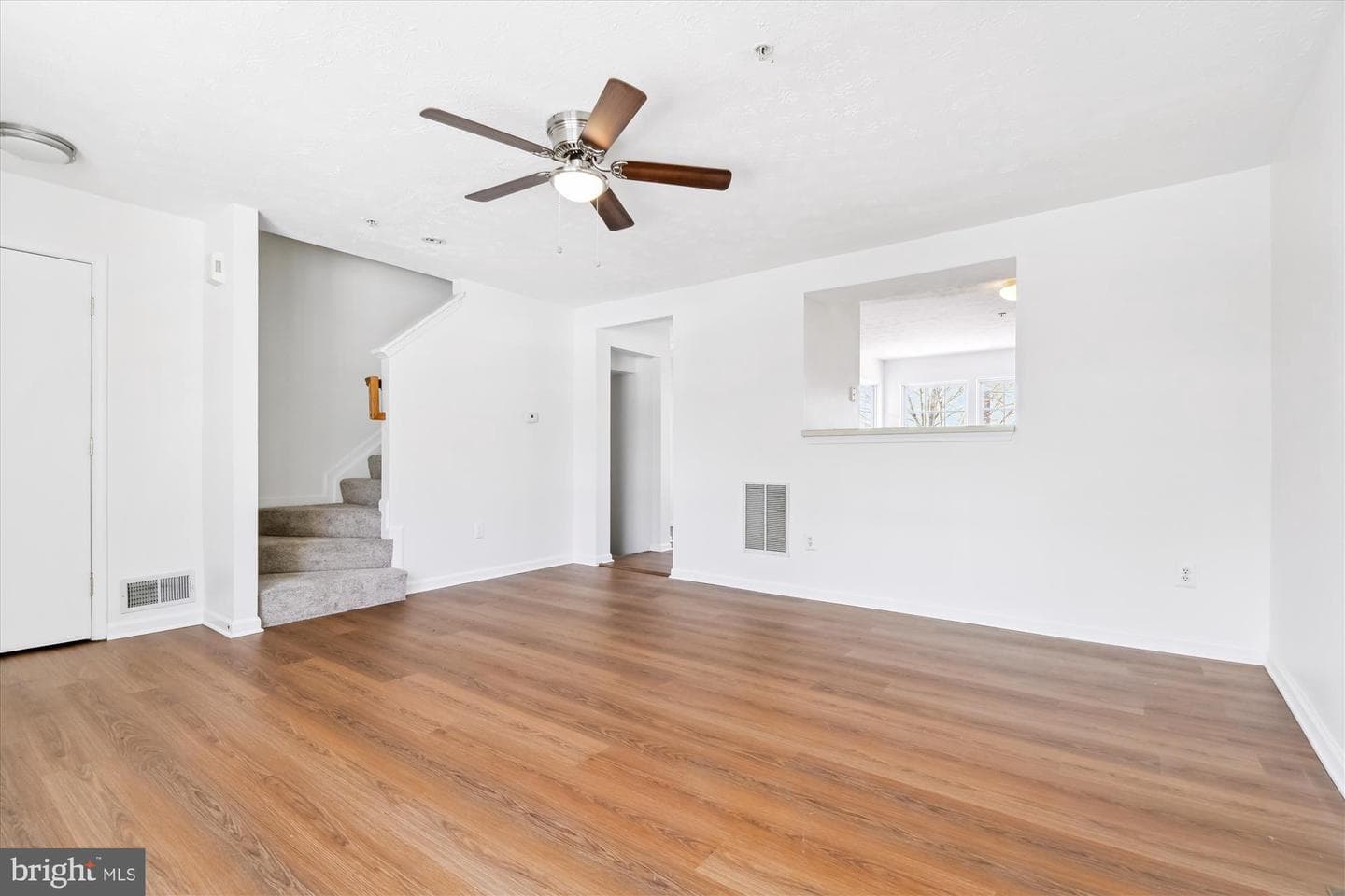 7504 Stones Throw Court photo 5