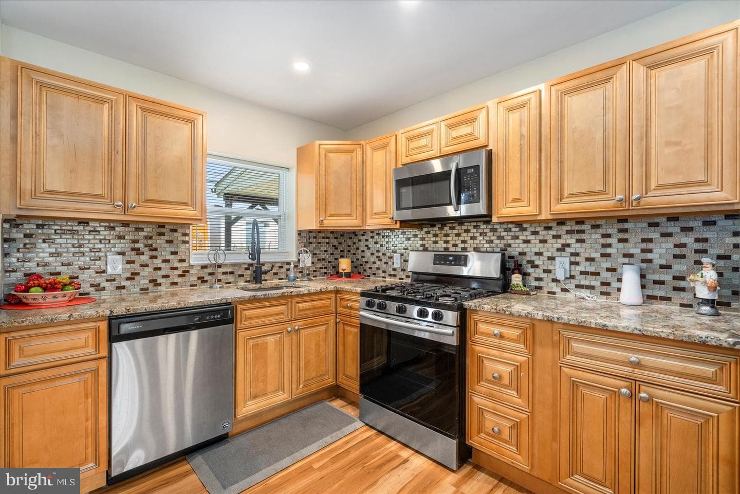 7932 Kavanagh Road photo 12