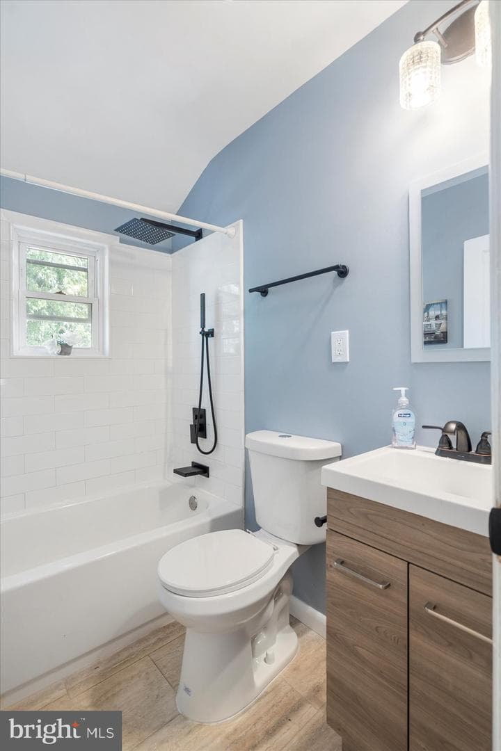 7932 Kavanagh Road photo 38