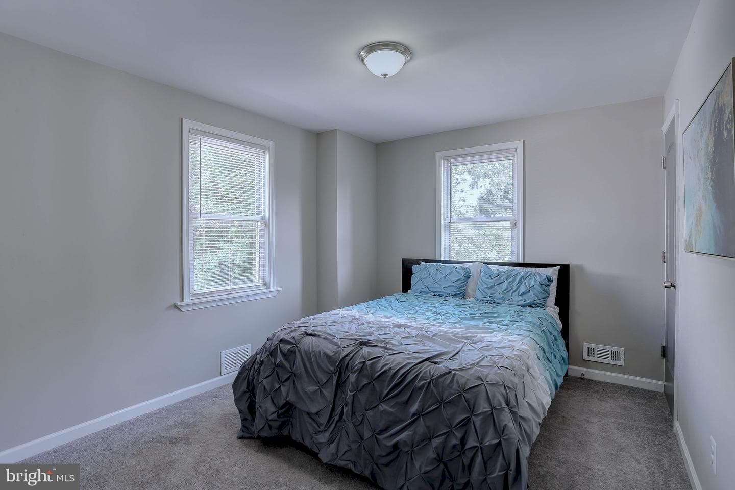 3320 Woodside photo 26