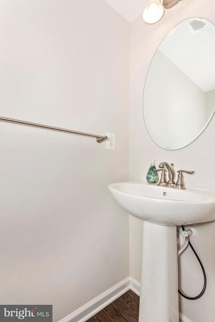10109 Campbell Boulevard photo 16