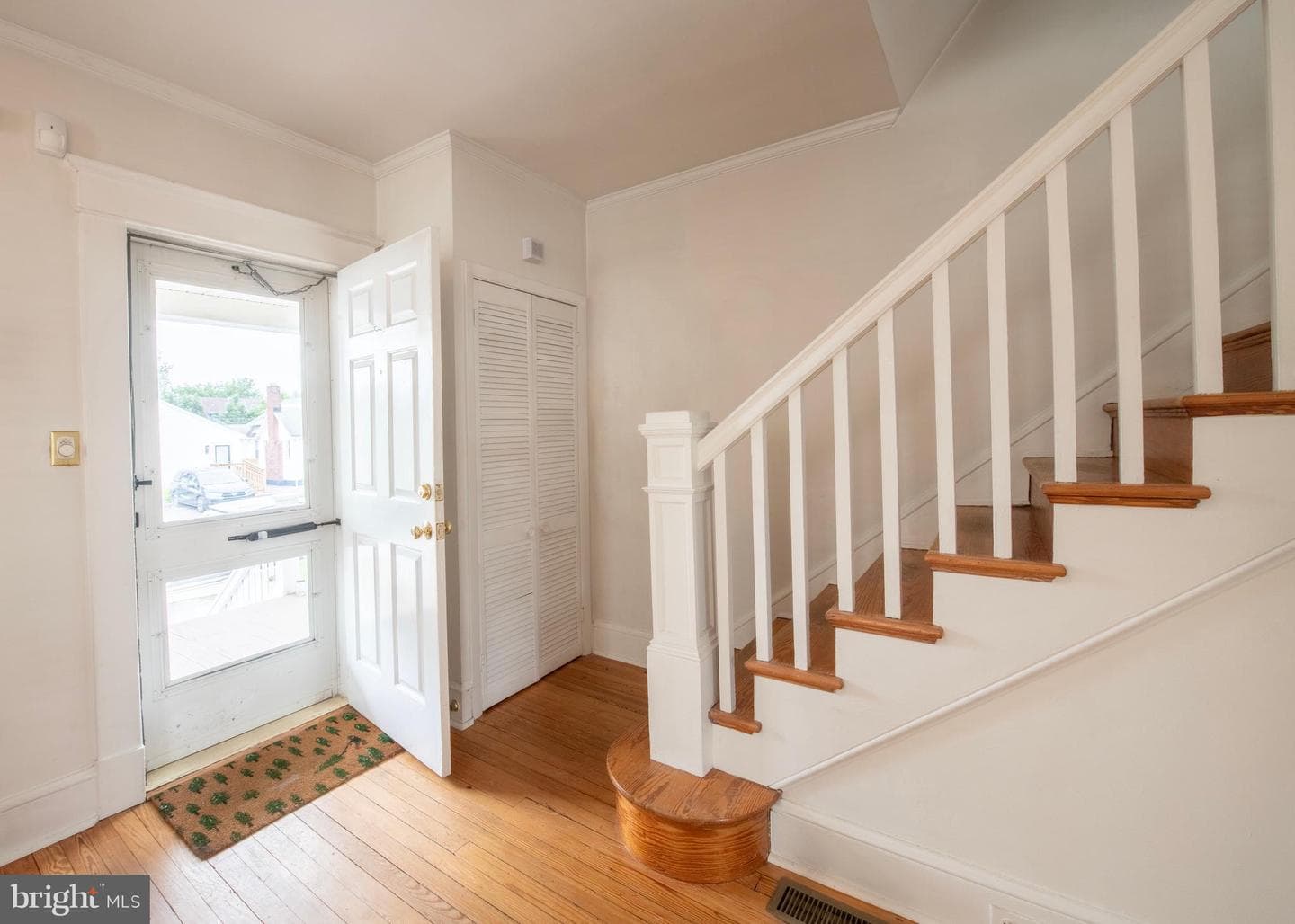 10 Hawthorne Avenue photo 3
