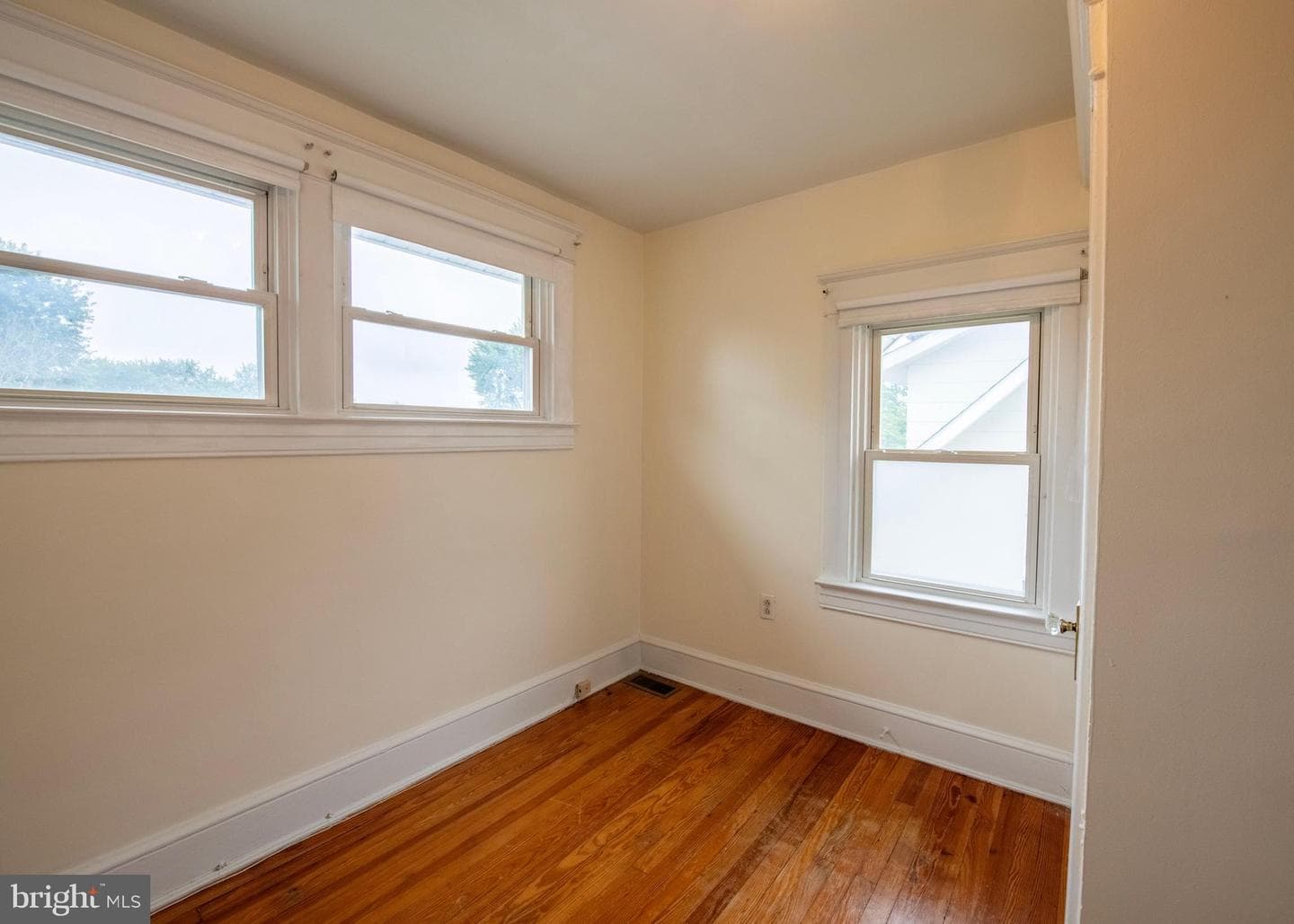 10 Hawthorne Avenue photo 8