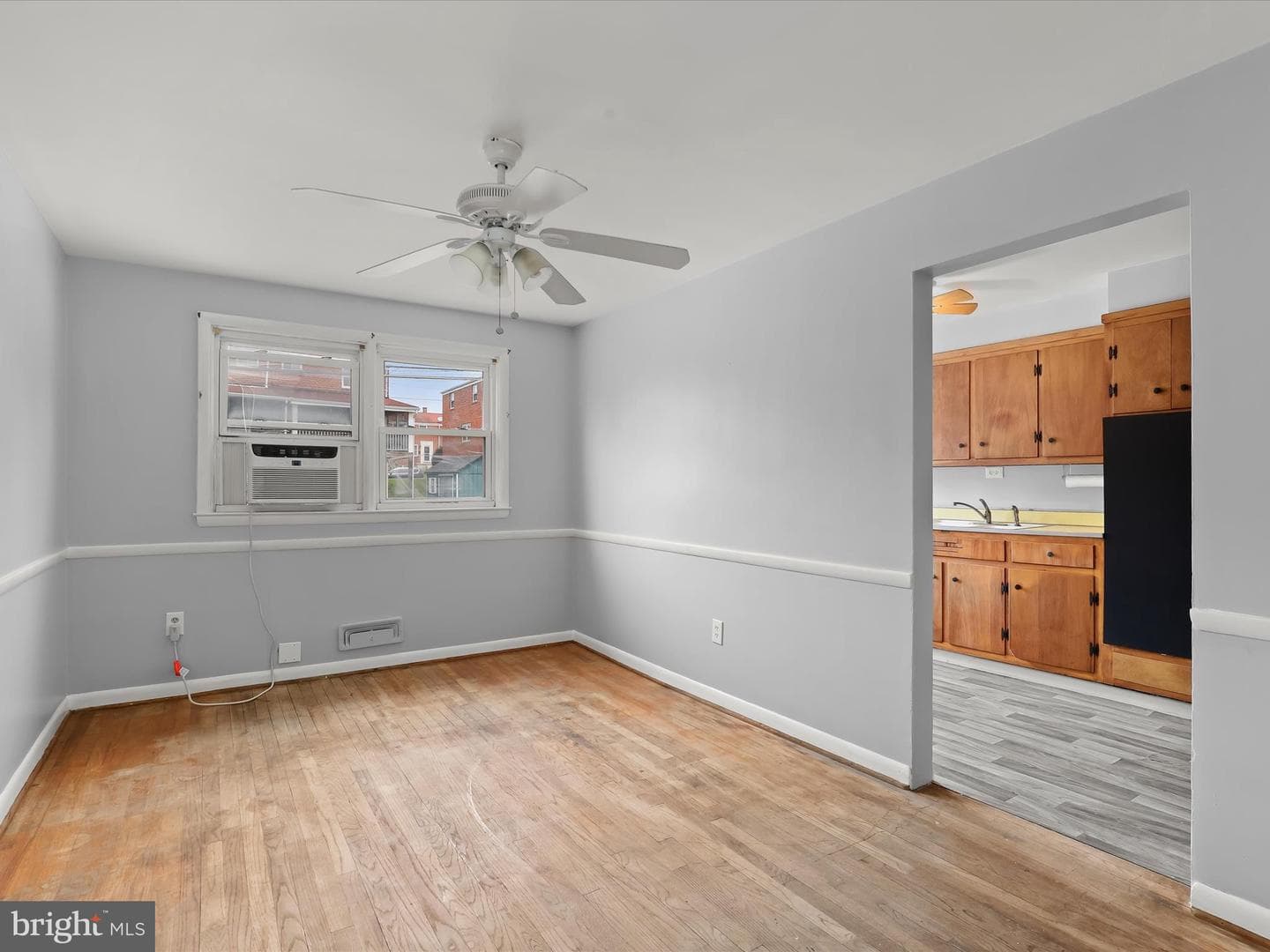 1120 Linden Avenue photo 12