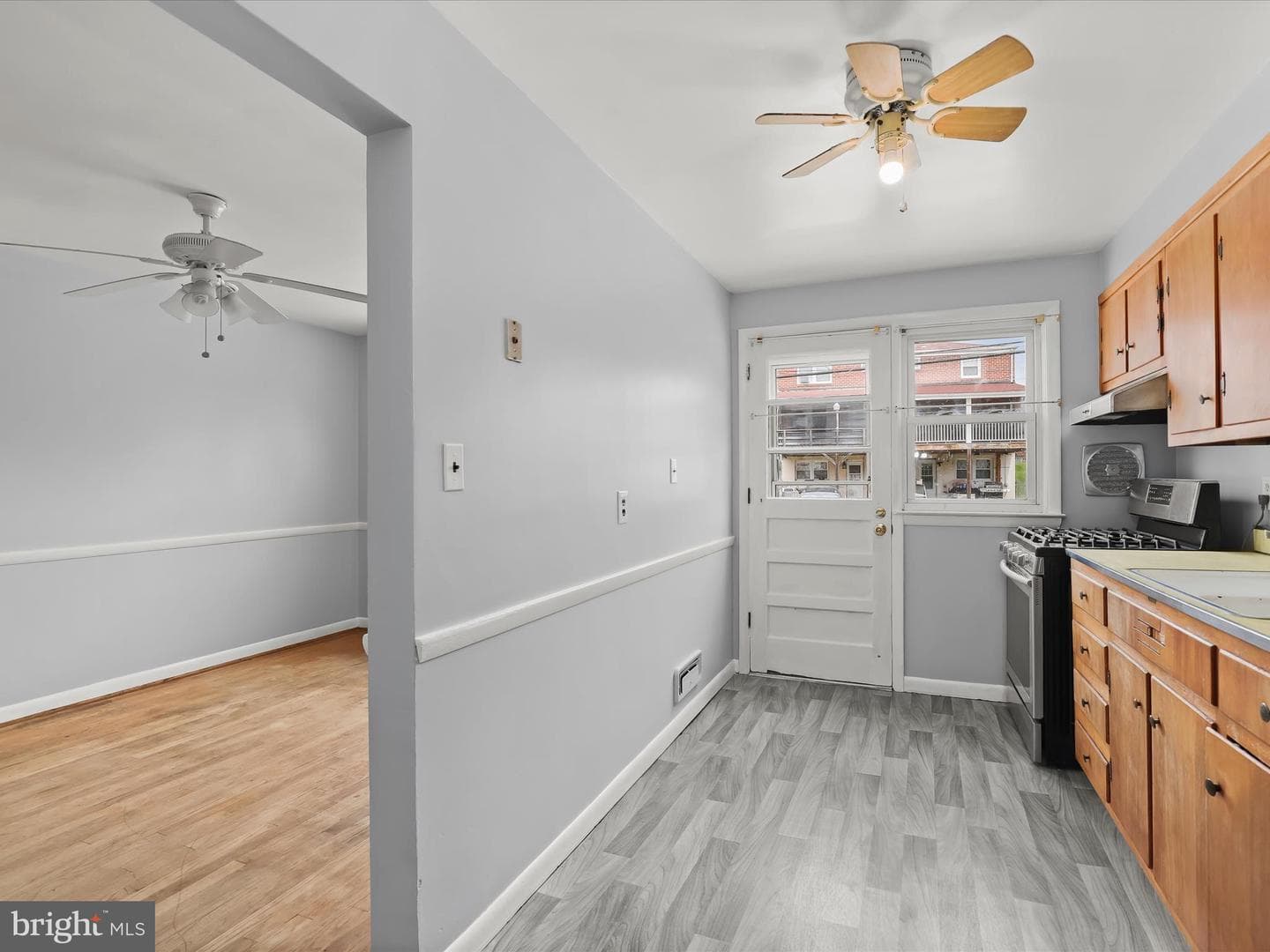 1120 Linden Avenue photo 17