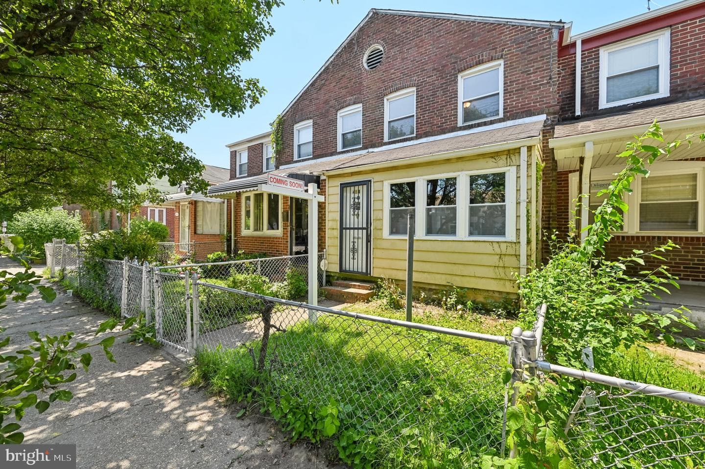 414 Avondale Road photo 4