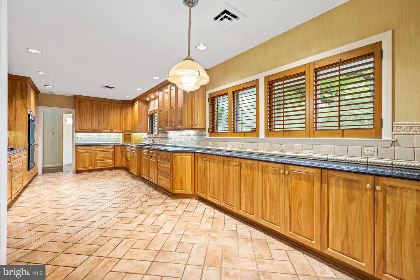 10815 Longacre Lane photo 12