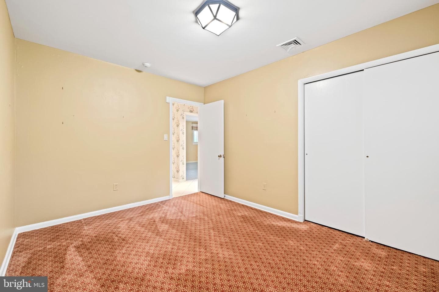 10815 Longacre Lane photo 15