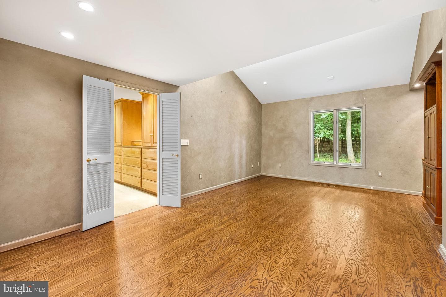 10815 Longacre Lane photo 26