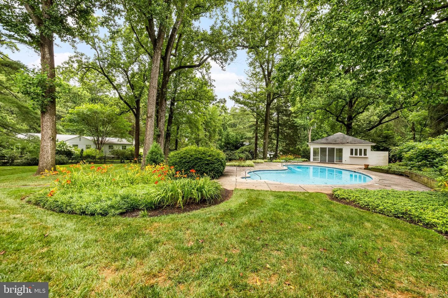 10815 Longacre Lane photo 47