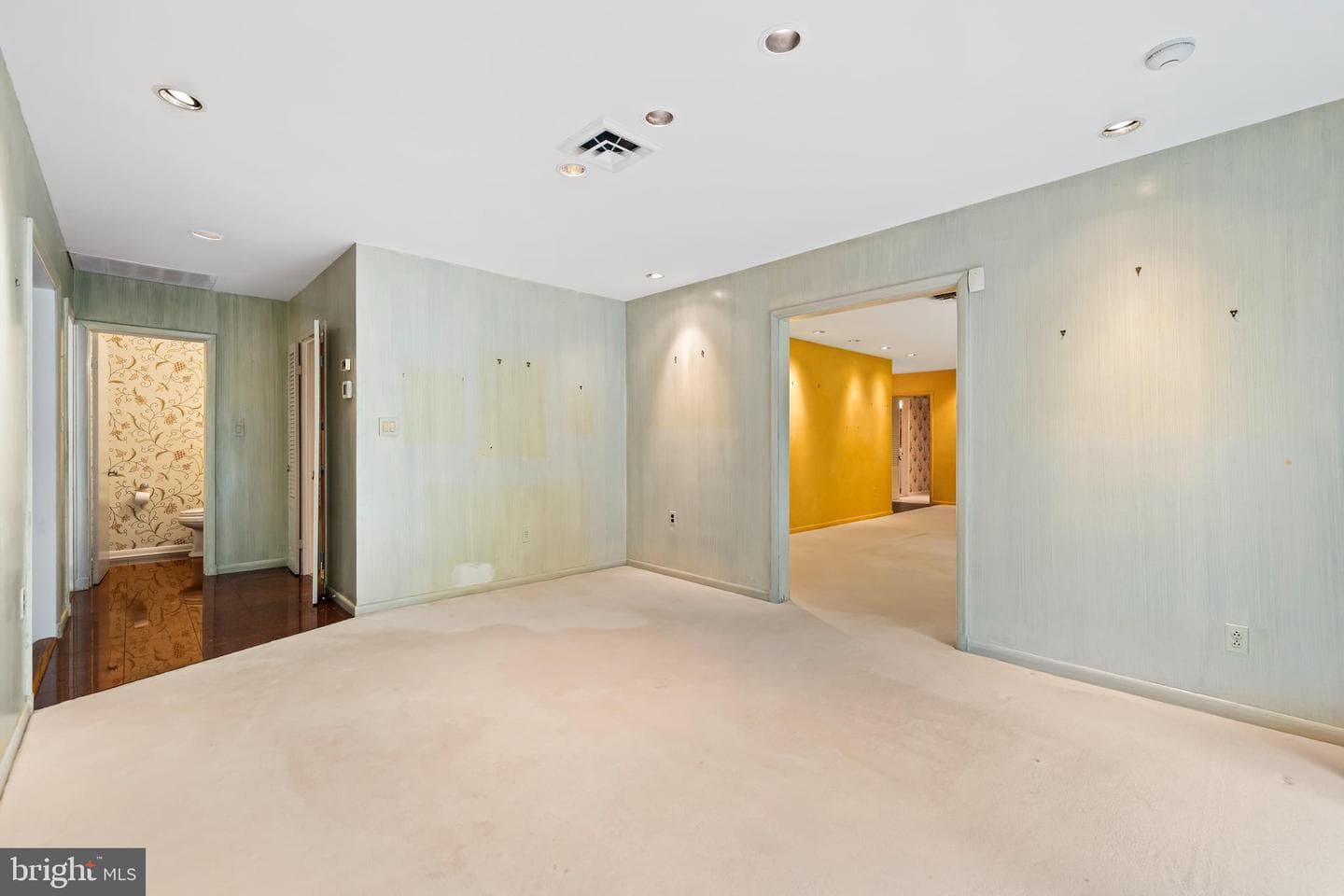10815 Longacre Lane photo 6
