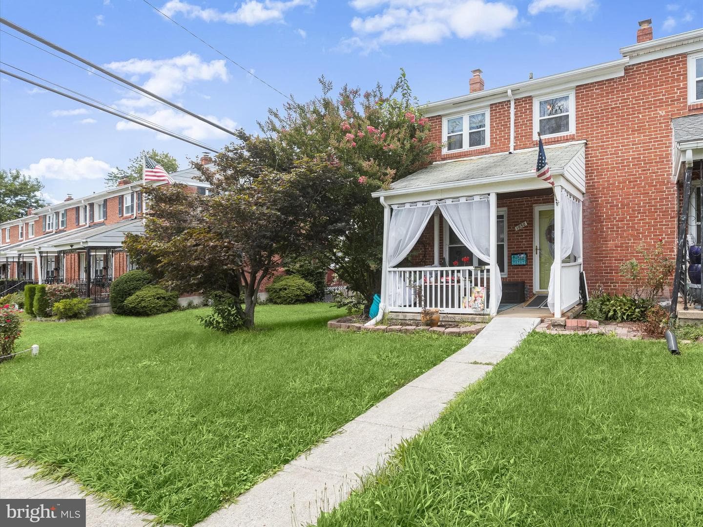 1050 Craftswood Road photo 2