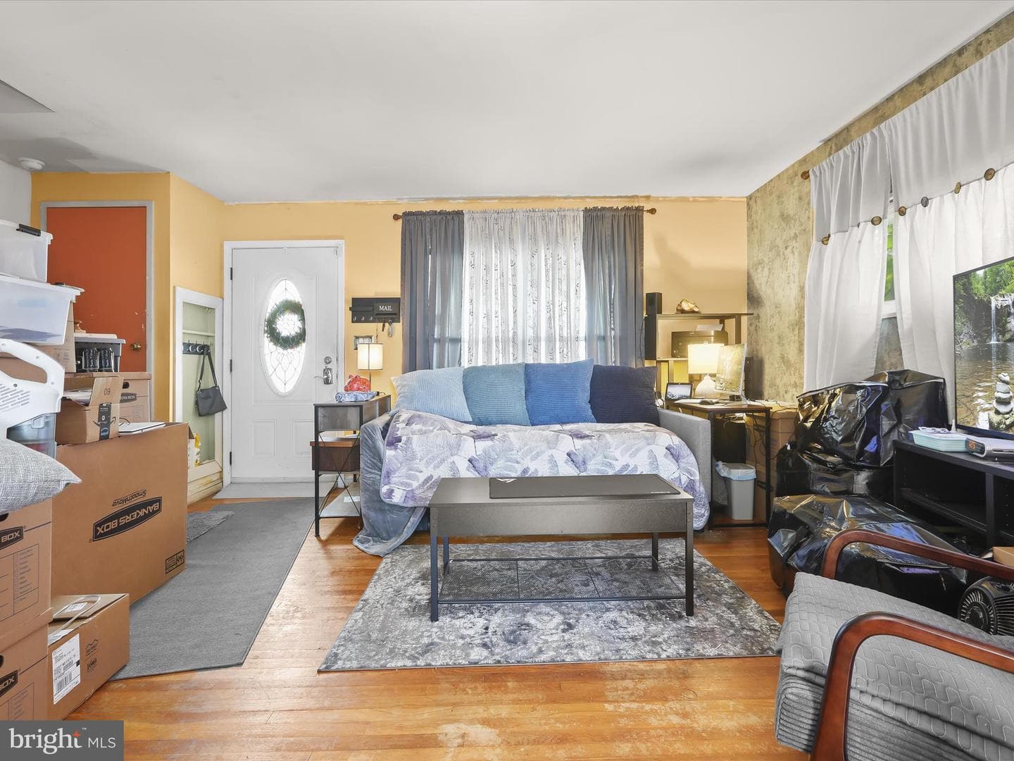 1050 Craftswood Road photo 9