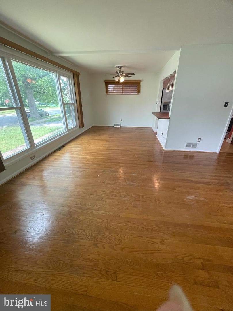 7123 Brompton Road photo 8